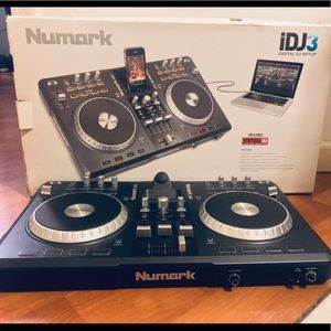 Numark iDJ3